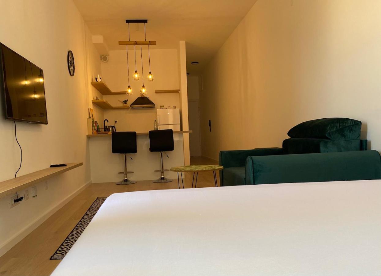 Emza Sea View Apartment Бар Экстерьер фото